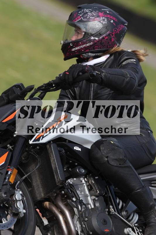 Archiv-2025/10 23.04.2025 Cornu Master School ADR/gruen-vert/67